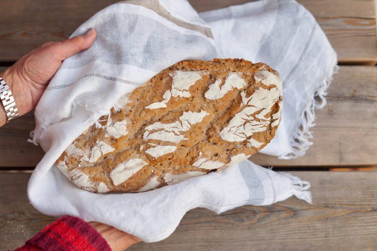 Sauerteigbrot | Holzofenbrot - Dagmar von Cramm